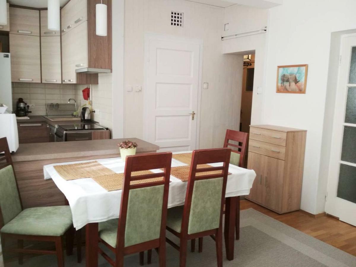 Zsuzsa Apartman Budapest Ngoại thất bức ảnh