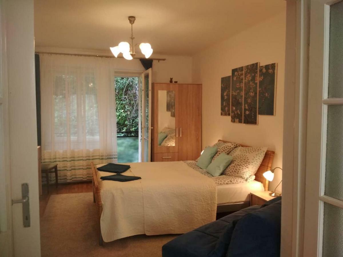 Zsuzsa Apartman Budapest Ngoại thất bức ảnh